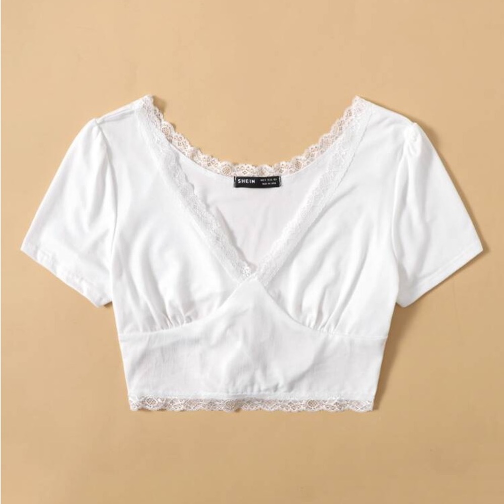 lace cropped white tee with drawstring